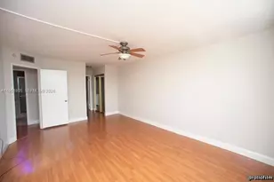 2801 NE 183rd St, Aventura, FL 33160 - Photo 25