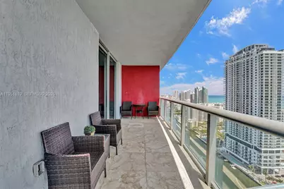 2600 E Hallandale Beach Blvd #T3201, Hallandale Beach, FL 33009 - Photo 3