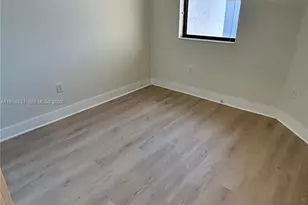 9113 NW 159th St, Miami Lakes, FL 33018 - Photo 15