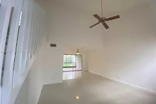 654 Woodgate Cir, Sunrise, FL 33326 - Photo 5