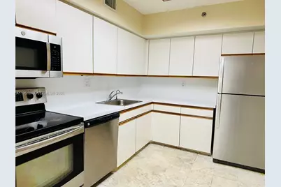 3600 Mystic Pointe Dr #1117, Aventura, FL 33180 - Photo 3