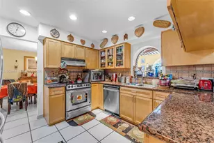 1232 SW 132nd Ct, Miami, FL 33184 - Photo 9