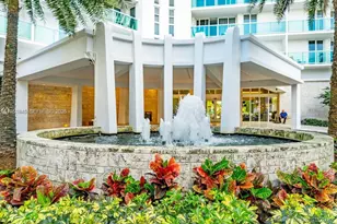 100 Bayview Dr, Sunny Isles Beach, FL 33160 - Photo 25