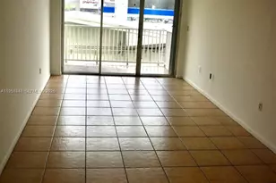 616 NW 26th Ave, Miami, FL 33125 - Photo 3