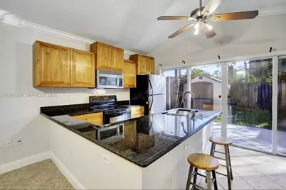 4728 Clemens St, Lake Worth, FL 33463 - Photo 3