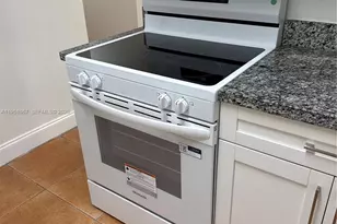 7785 SW 86th St, Miami, FL 33143 - Photo 9