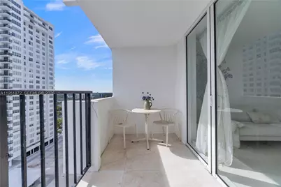 2780 NE 183rd St #1414, Aventura, FL 33160 - Photo 29