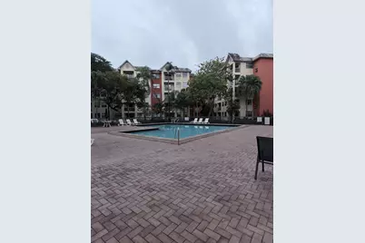 8160 NW Geneva Ct #202, Doral, FL 33166 - Photo 11