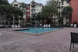 8160 NW Geneva Ct, Doral, FL 33166 - Photo 11