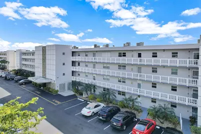 314 SE 10th St #103, Dania Beach, FL 33004 - Photo 69