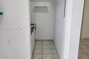 7124 Bay Dr, Miami Beach, FL 33141 - Photo 31