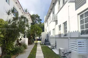 7124 Bay Dr, Miami Beach, FL 33141 - Photo 15