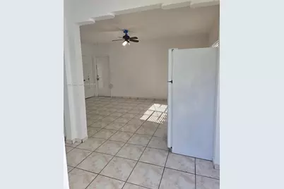 7124 Bay Dr #4, Miami Beach, FL 33141 - Photo 23