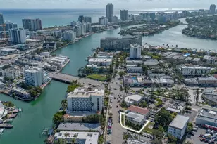 7124 Bay Dr, Miami Beach, FL 33141 - Photo 3