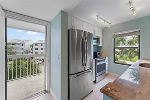 40 NE Plantation Rd, Hutchinson Island, FL 34996 - Photo 9