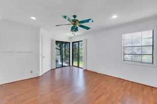 8209 Waterford Ave, Tamarac, FL 33321 - Photo 23