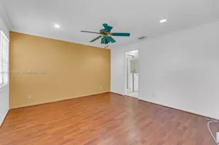 8209 Waterford Ave, Tamarac, FL 33321 - Photo 21