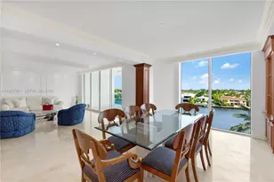 20201 E Country Club Dr, Aventura, FL 33180 - Photo 13