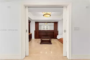 20201 E Country Club Dr, Aventura, FL 33180 - Photo 11