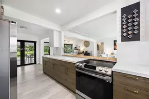 7325 SW 102nd St, Pinecrest, FL 33156 - Photo 15