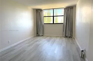 290 174th St, Sunny Isles Beach, FL 33160 - Photo 13