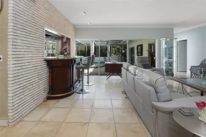 910 N 14th Ct, Hollywood, FL 33020 - Photo 15