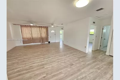 7908 Granada Blvd, Miramar, FL 33023 - Photo 7