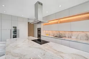 340 SW 20th Rd, Miami, FL 33129 - Photo 7