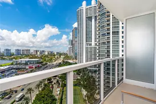 18001 Collins Ave, Sunny Isles Beach, FL 33160 - Photo 17