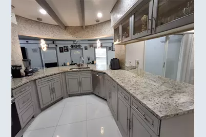 4511 Queen Palm Ln, Tamarac, FL 33319 - Photo 17