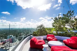 45 SW 9th St, Miami, FL 33130 - Photo 33