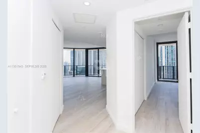45 SW 9 St #1603, Miami, FL 33130 - Photo 3