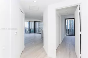 45 SW 9th St, Miami, FL 33130 - Photo 3