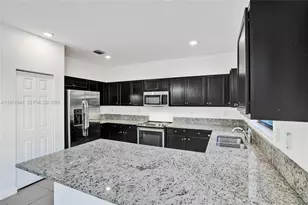 25342 SW 115th Ave, Homestead, FL 33032 - Photo 9