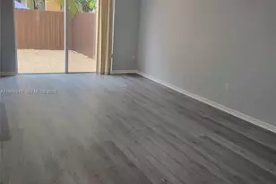 751 SE 2nd St, Homestead, FL 33030 - Photo 1