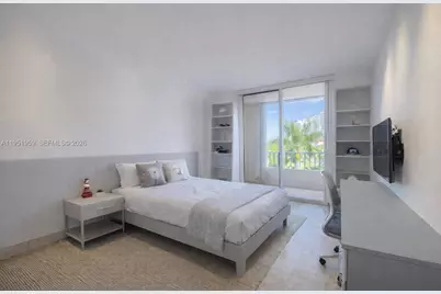 703 Crandon Blvd #PH-3, Key Biscayne, FL 33149 - Photo 11