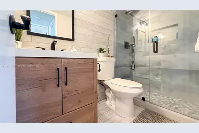 400 SE 10th St #112, Deerfield Beach, FL 33441 - Photo 17