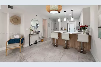 400 SE 10th St #112, Deerfield Beach, FL 33441 - Photo 3