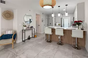 400 SE 10th St, Deerfield Beach, FL 33441 - Photo 3