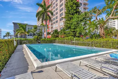 3177 S Ocean Dr #122, Hallandale Beach, FL 33009 - Photo 11