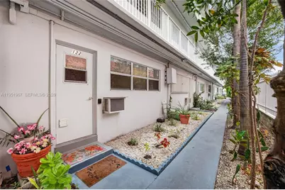 3177 S Ocean Dr #122, Hallandale Beach, FL 33009 - Photo 35