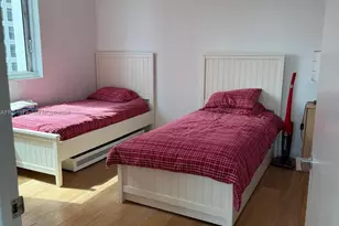 500 Brickell Ave, Miami, FL 33131 - Photo 11