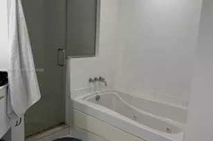 500 Brickell Ave, Miami, FL 33131 - Photo 9