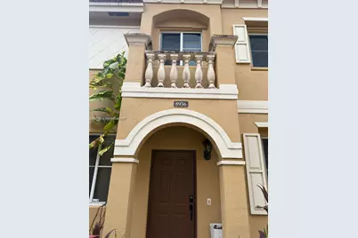 8936 SW 18th St, Miramar, FL 33025 - Photo 1