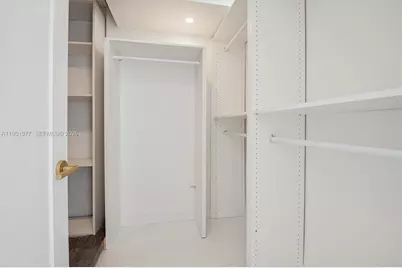 4000 Towerside Ter #1704, Miami, FL 33138 - Photo 9