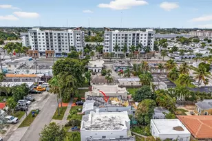 623 NE 4th St, Hallandale Beach, FL 33009 - Photo 11