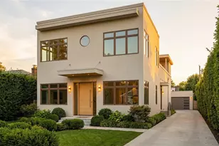 623 NE 4th St, Hallandale Beach, FL 33009 - Photo 3