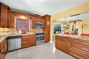 21424 NE 19th Ct, Miami, FL 33179 - Photo 15