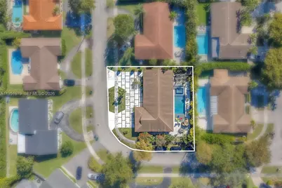 21424 NE 19th Ct, Miami, FL 33179 - Photo 3