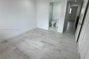 8262 NW 5th Ln, Miami, FL 33126 - Photo 23